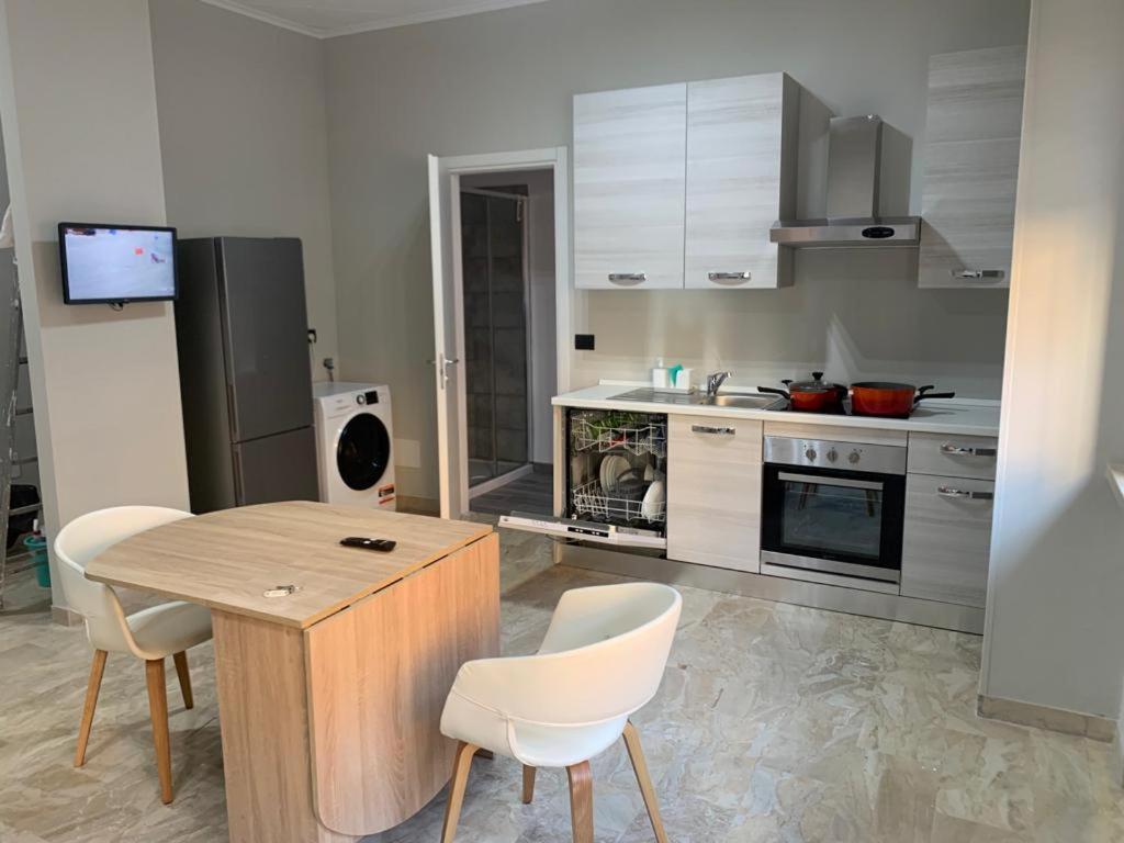 Catrizia Apartment Casale Monferrato Bagian luar foto