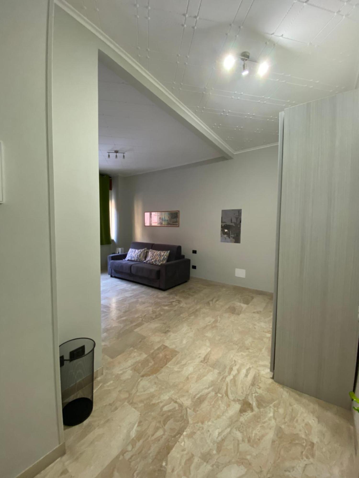 Catrizia Apartment Casale Monferrato Bagian luar foto
